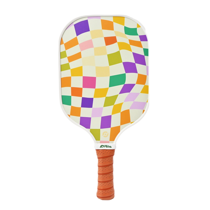 Raquette de pickleball Smashline Art Serie modèle Mosaic avec damier pastel ondulé.